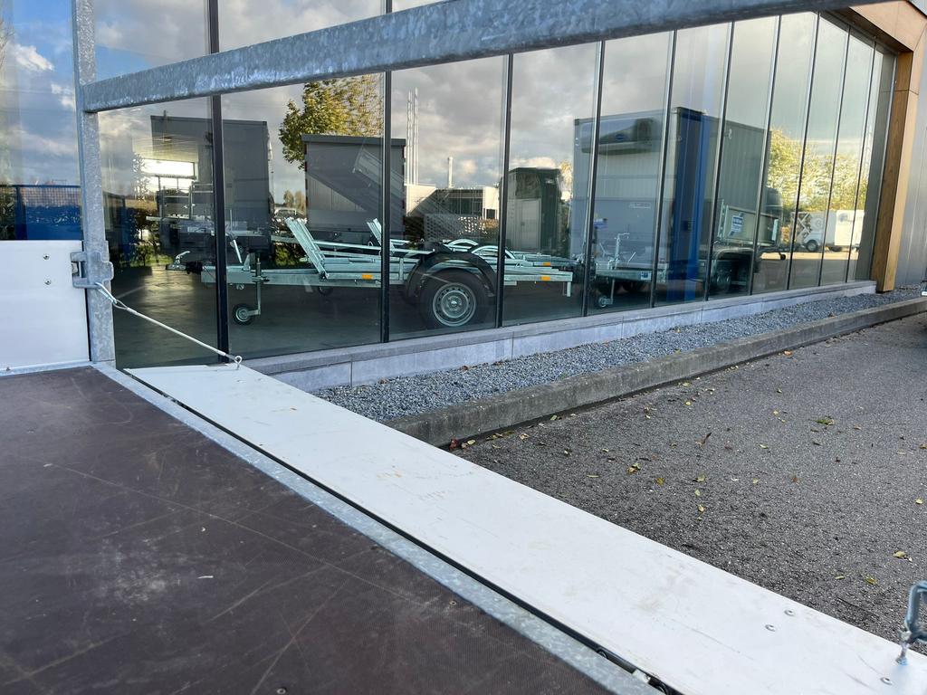 Tweedehands Proline Plateauwagen 350×185 2700kg 2014